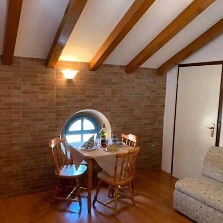 Lovely Studio Apartments Mali Raj Vrsar Buitenkant foto