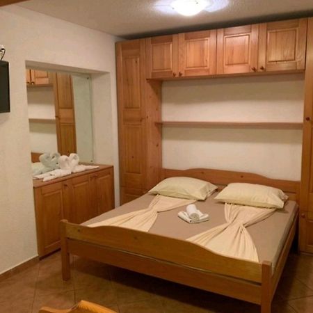 Lovely Studio Apartments Mali Raj Vrsar Buitenkant foto