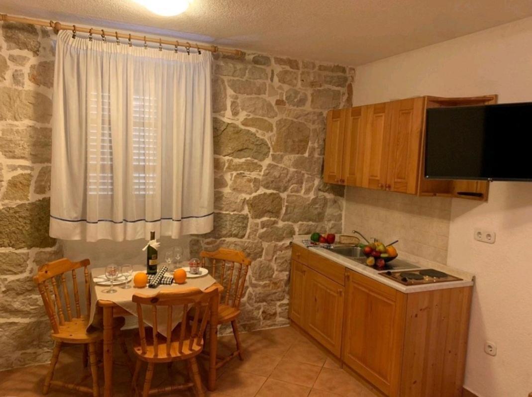 Lovely Studio Apartments Mali Raj Vrsar Buitenkant foto